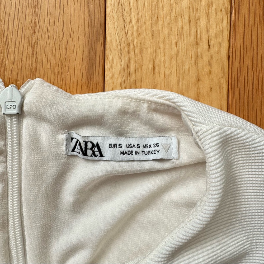 White Crop Top - Picture 2 of 2